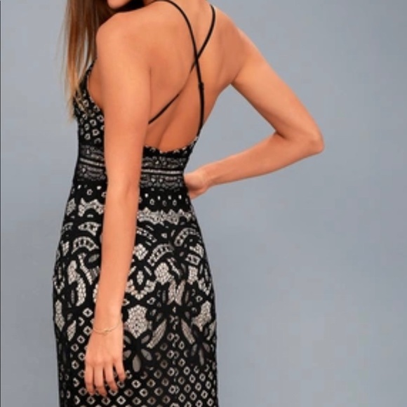 Lulu’s Bodycon Dress - Picture 4 of 4